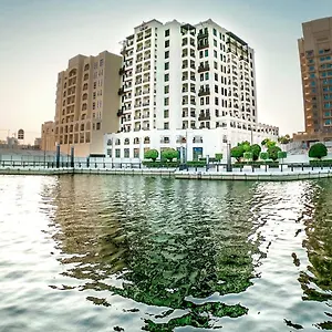 Suha Creek Apartment, Waterfront Jaddaf, 4* Dubai